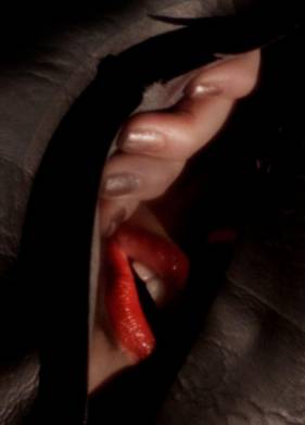 Нож — лучший друг девушки (2022)