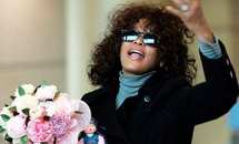 Родственники Уитни Хьюстон против фильма о покойной певице Родственники Уитни Хьюстон против фильма о покойной певице