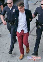 На премьере «Малефисента» Брэд Питт получил по лицу На премьере «Малефисента» Брэд Питт получил по лицу