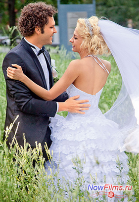 Звезда «Деффчонок», свадебная фата, муж миллионер… А всё благодаря «Помню — не помню!» Звезда «Деффчонок», свадебная фата, муж миллионер… А всё благодаря «Помню — не помню!»