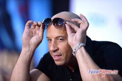 «Форсажа 7» снова переносят. В этот раз из-за Вин Дизеля. «Форсажа 7» снова переносят. В этот раз из-за Вин Дизеля.