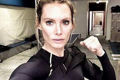 Во время съёмок последней «Обители зла» едва не погибла дублёрша Миллы Йовович Во время съёмок последней «Обители зла» едва не погибла дублёрша Миллы Йовович