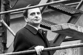 Смотрите фильмы внимательней, поскольку события из них могут произойти в действительности Смотрите фильмы внимательней, поскольку события из них могут произойти в действительности