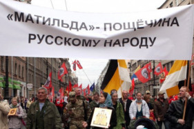 ��������� ������ ������������ � ��������� �������� ����������, � ��� �� ���� ������� ���������� � ����������� �����