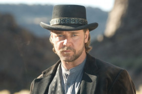 Рассел Кроу снимется в вестерне от режиссера «Кредо убийцы» Рассел Кроу снимется в вестерне от режиссера «Кредо убийцы»