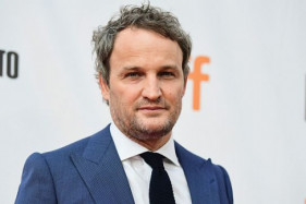 Джейсон Кларк, возможно, исполнит главную роль в новом «Кладбище домашних животных» Джейсон Кларк, возможно, исполнит главную роль в новом «Кладбище домашних животных»