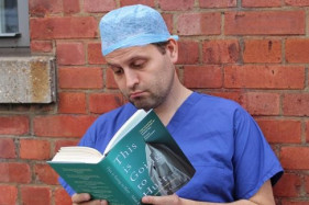 BBC Two готовит комедийно-драматический сериал о врачебной работе BBC Two готовит комедийно-драматический сериал о врачебной работе