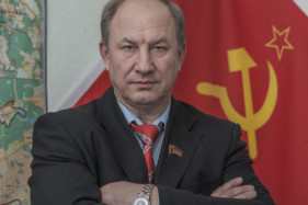 За BadComedian вступились кинематографисты и депутат КПРФ За BadComedian вступились кинематографисты и депутат КПРФ