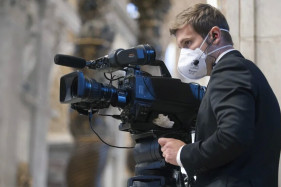 В Голливуде за появление без маски выдают красную карточку или увольняют В Голливуде за появление без маски выдают красную карточку или увольняют