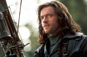 Режиссёр хоррора «Оверлорд» будет снимать нового «Ван Хельсинга» Режиссёр хоррора «Оверлорд» будет снимать нового «Ван Хельсинга»